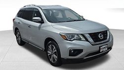 2017 Nissan Pathfinder SV