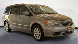 2013 Chrysler Town and Country Touring