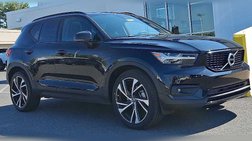 2021 Volvo XC40 T5 R-Design