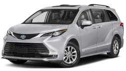 2021 Toyota Sienna XLE