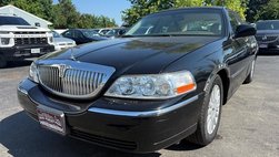 2005 Lincoln Town Car Signature