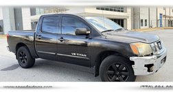 2010 Nissan Titan LE 4x2 4dr Crew Cab SWB Pickup