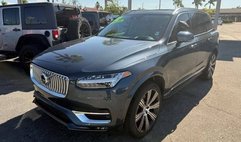 2022 Volvo XC90 T6 Inscription 6-Passenger
