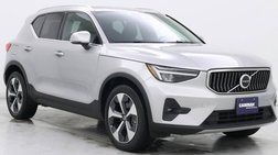 2023 Volvo XC40 B5 Plus Bright Theme