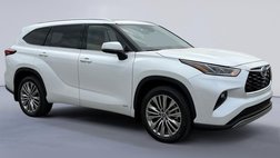 2022 Toyota Highlander Hybrid Platinum