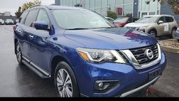 2017 Nissan Pathfinder SL