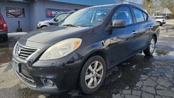 2013 Nissan Versa 1.6 SL