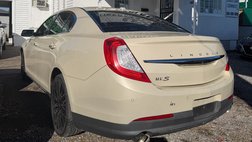 2016 Lincoln MKS Base