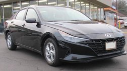 2023 Hyundai Elantra SE