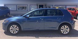 2018 Volkswagen Golf SE