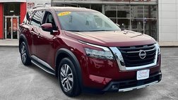 2022 Nissan Pathfinder SL