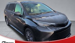 2025 Toyota Sienna XLE