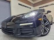 2016 Porsche Panamera Base