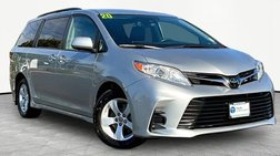 2020 Toyota Sienna LE 7-Passenger FWD with Auto-A