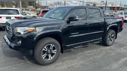2019 Toyota Tacoma TRD Off Road Double Cab 5' Bed V6 MT (Natl)