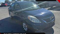 2012 Nissan Versa 1.6 SV