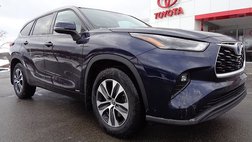 2022 Toyota Highlander Hybrid XLE