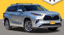 2022 Toyota Highlander Hybrid Platinum