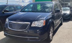 2015 Chrysler Town and Country Touring