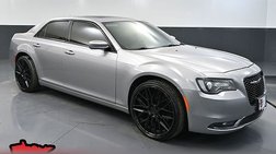 2018 Chrysler 300 S