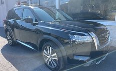2022 Nissan Pathfinder Platinum