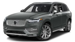 2016 Volvo XC90 T6 Momentum