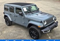 2025 Jeep Wrangler Sahara 4xe