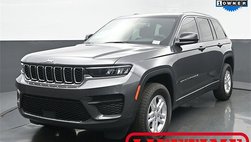 2022 Jeep Grand Cherokee Laredo