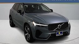 2023 Volvo XC60 Recharge T8 Ultimate Dark Theme