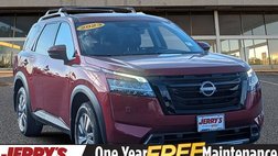 2023 Nissan Pathfinder SL