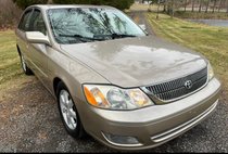2000 Toyota Avalon XL