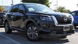 2024 Nissan Pathfinder S