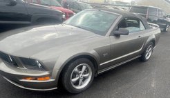 2005 Ford Mustang GT Premium