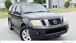 2010 Nissan Pathfinder LE