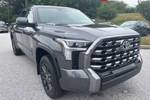2023 Toyota Tundra Platinum HV