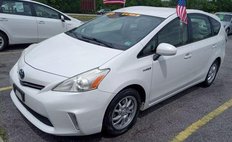 2012 Toyota Prius v Five