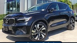2025 Volvo XC40 B5 Plus Bright Theme