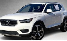 2019 Volvo XC40 T5 Momentum