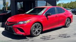 2020 Toyota Camry SE