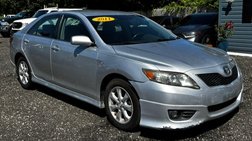 2011 Toyota Camry 4dr Sdn I4 Man LE (Natl)