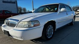 2006 Lincoln Town Car Signature Limited