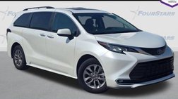 2022 Toyota Sienna XLE