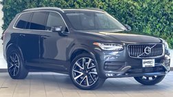2022 Volvo XC90 T6 Momentum 7-Passenger