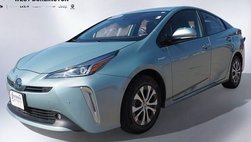 2019 Toyota Prius XLE