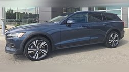 2024 Volvo V60 Cross Country B5 Plus