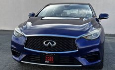 2017 Infiniti QX30 Luxury