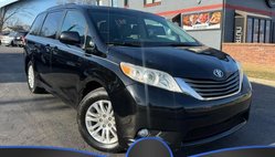 2013 Toyota Sienna XLE