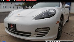 2013 Porsche Panamera 4