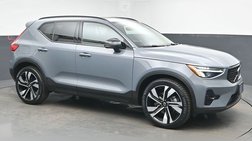 2023 Volvo XC40 B5 Plus Dark Theme