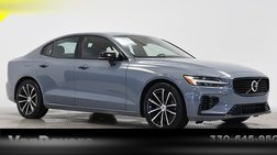 2023 Volvo S60 Recharge T8 Plus Dark Theme
